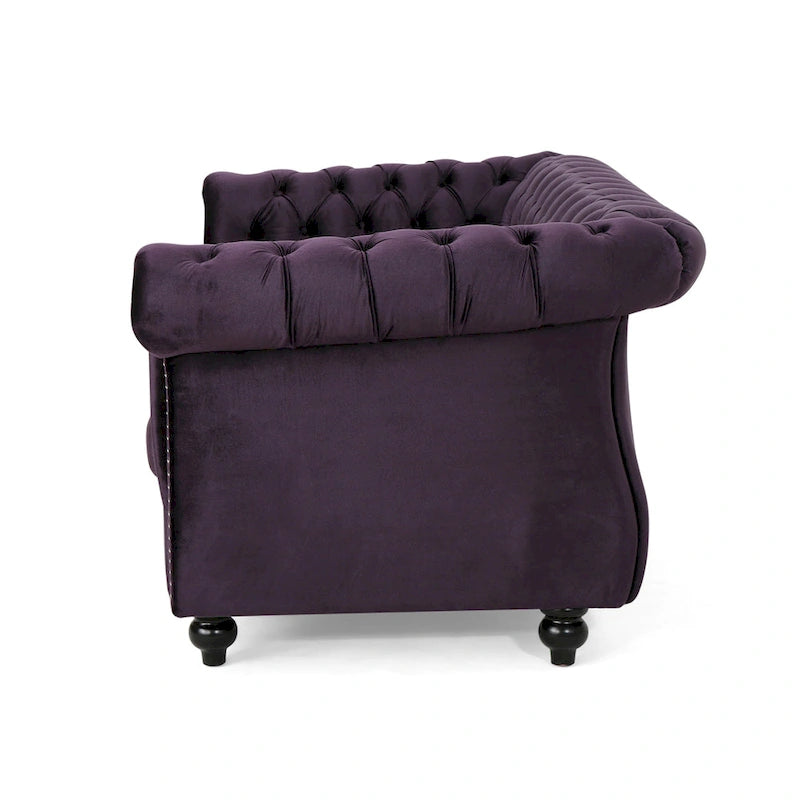Causeuse Chesterfield capitonnée avec clous décoratifs