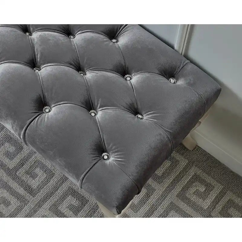 Banc capitonné Queen Anne avec garniture cloutée, 48 po